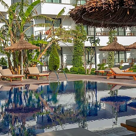 Palmonte & Hotel Kyrenia (Northern Cyprus)